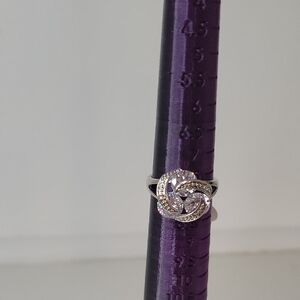 Elegant Silver Knot Ring